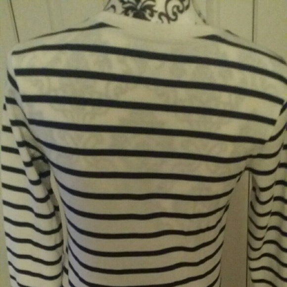 Boy's Nwt Old Navy Sweater - Picture 2 of 2